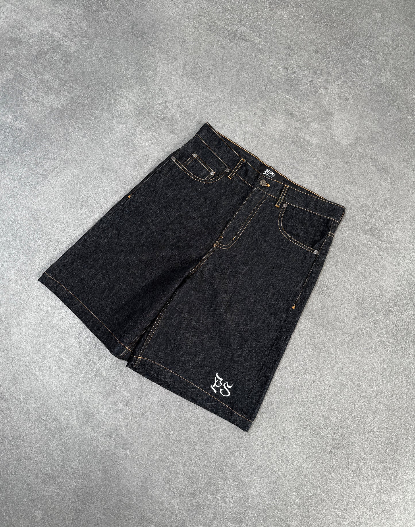 DARK RAW SELVEDGE SHORTS