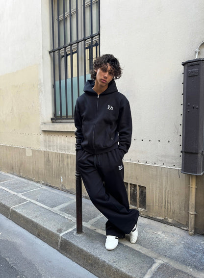 BLACK ZIP-HOODIE